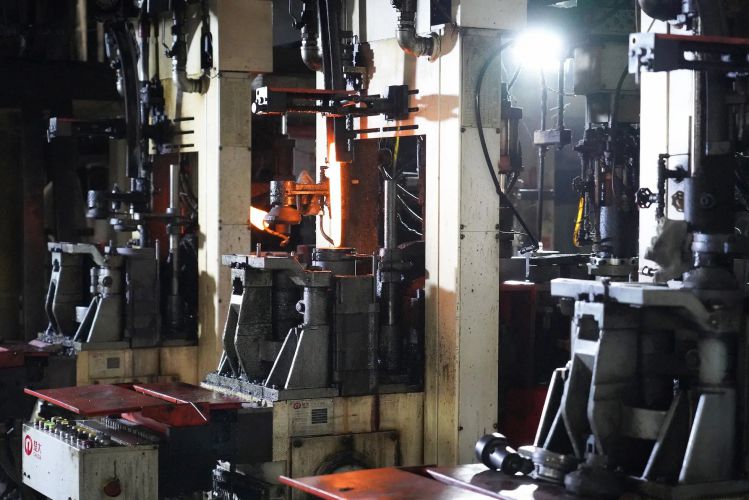 bulk glazen flessen mallen maken